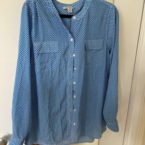 Blue/white printed button up